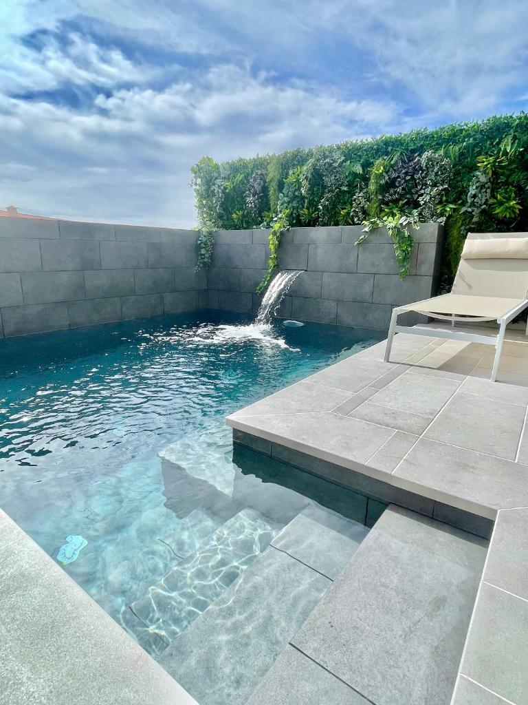 The Retreat House - Private Pool photo 1