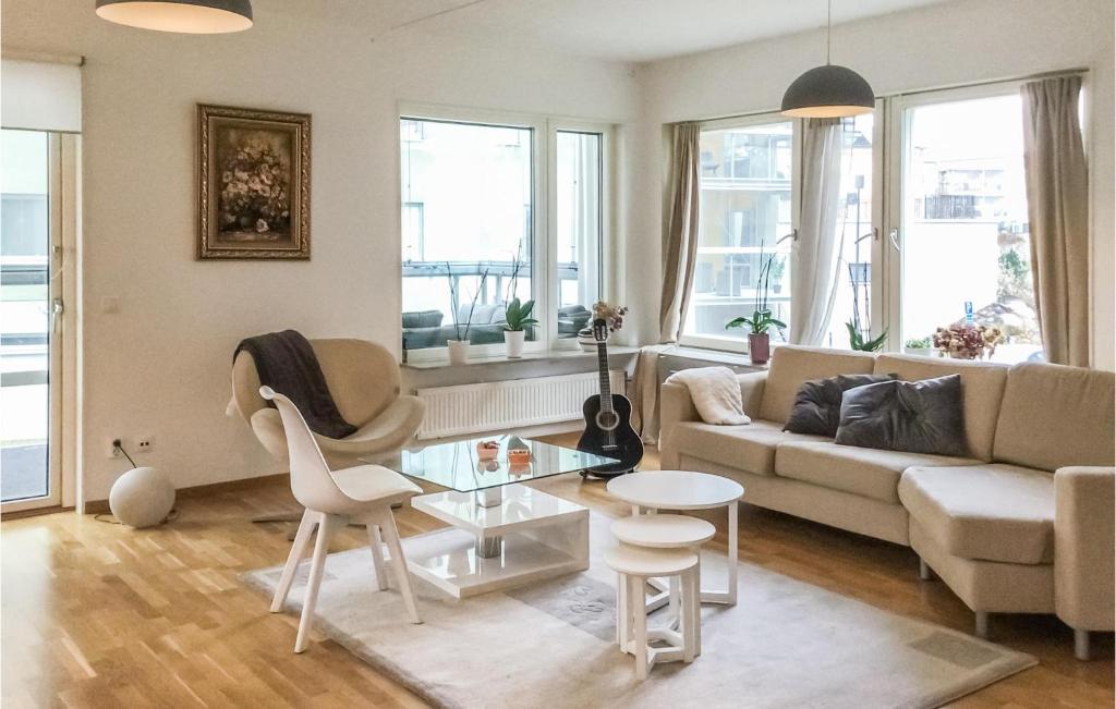 Beautiful Apartment In Vsters With Wifi And 3 Bedrooms