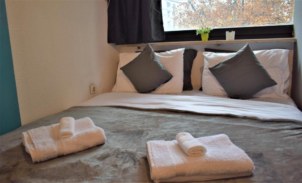 M - Square Private Rooms photo 4