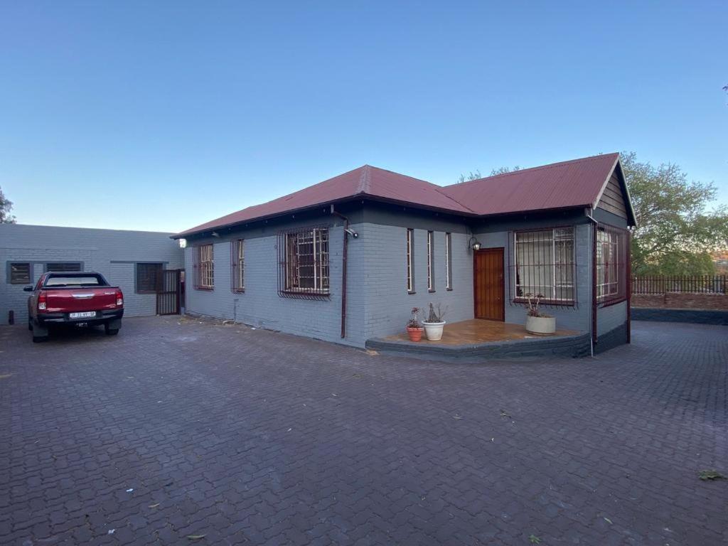 The Curve Apartments Unit 3 photo 1