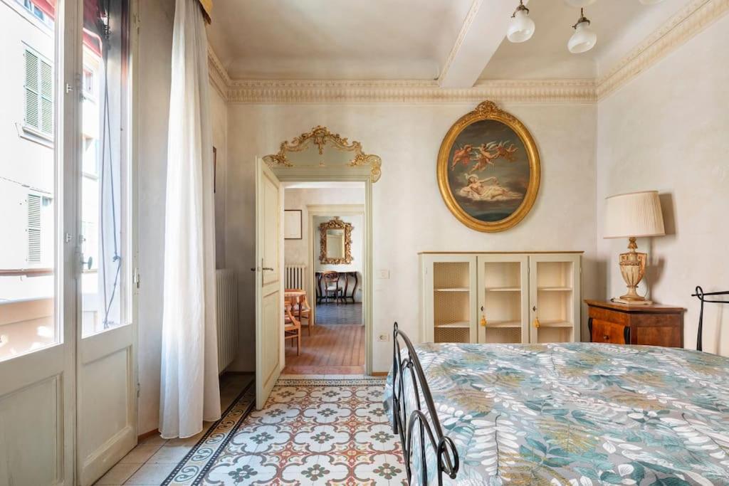 Central Elegant Apartment - Liberty House, Bologna