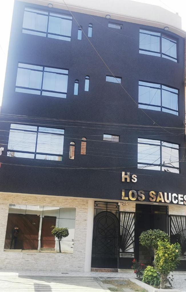 Los Sauces photo 2