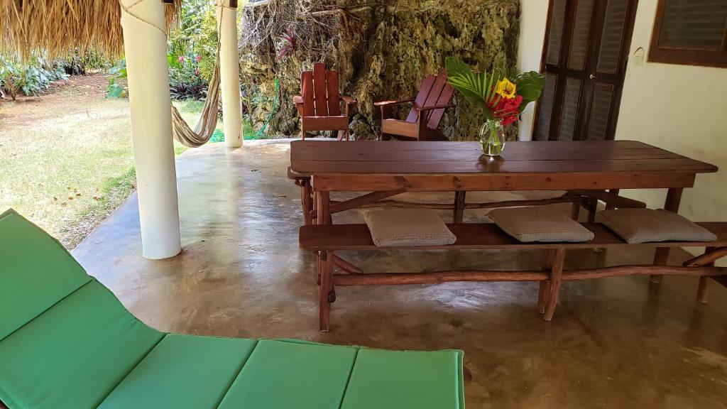 La Cueva Eco-Lodge photo 1