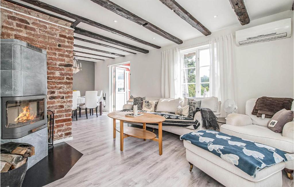 Amazing Home In kersberga With Jacuzzi, 2 Bedrooms And Wifi photo 3