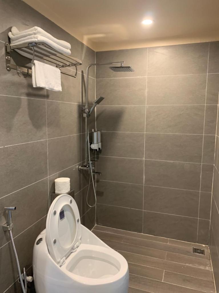 Chuon Chuon Villa - Venue Travel