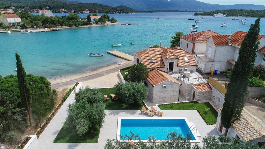 Holiday Villa Lovište
