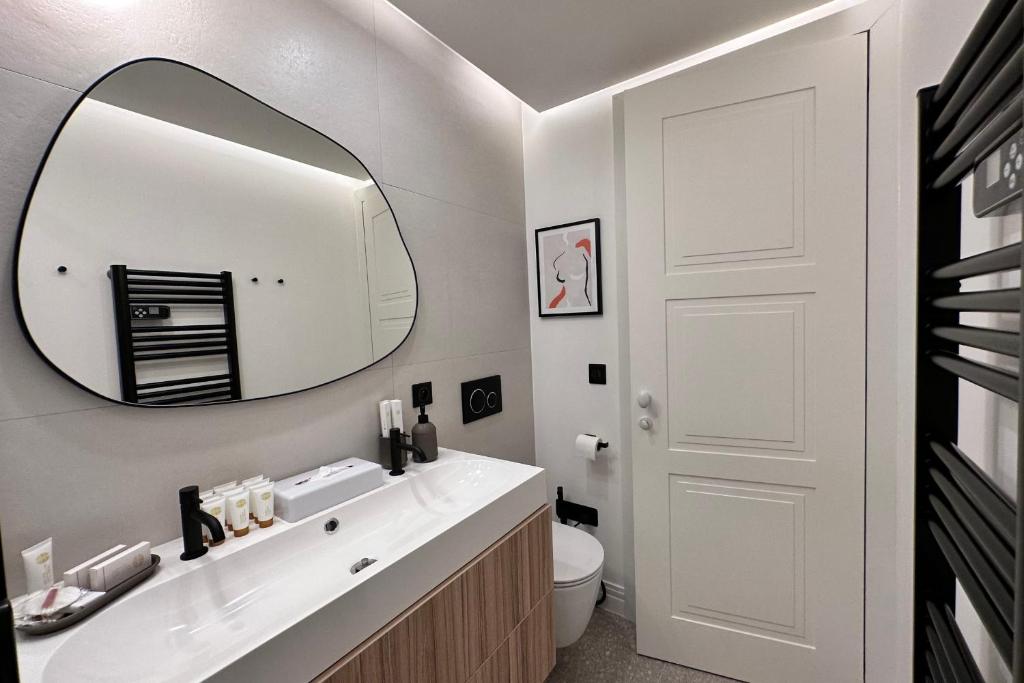 OPERA PROMENADE 2 Brand-new! 2 rooms next to the sea photo 4