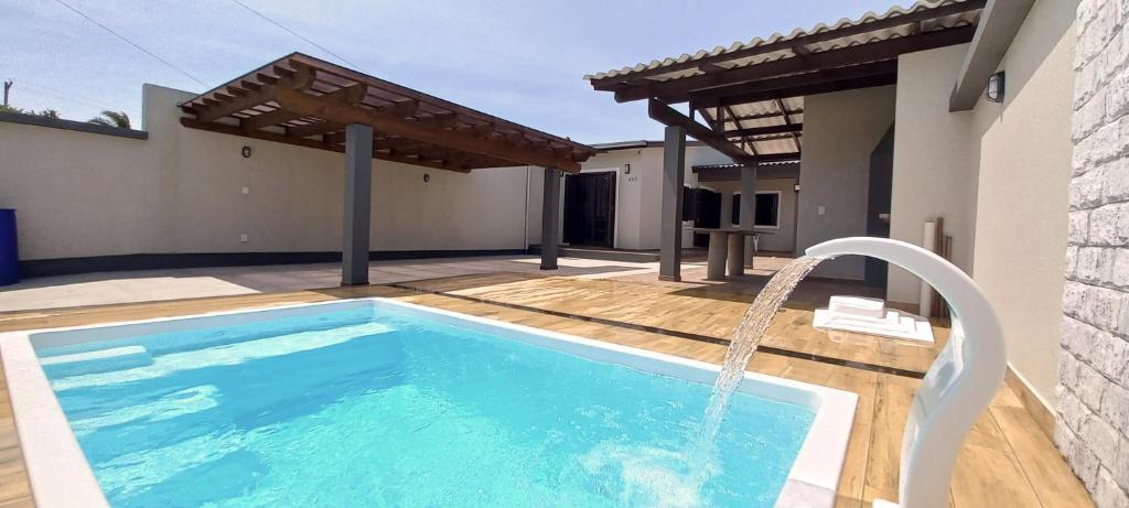 Casa Com Piscina Pertinho Do Mar Em Capão Da Canoa