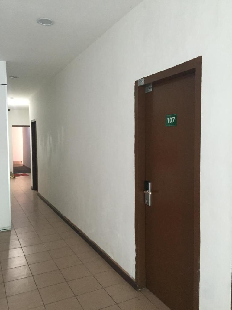 GOLDEN GATE HOTEL KEMAMAN photo 3