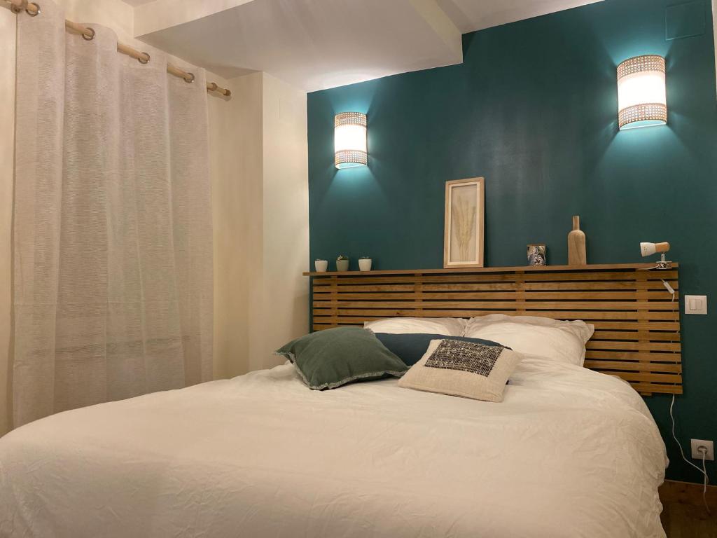 Exceptionnel ! Superbe appartement refait à neuf en rez-de-chaussée avec parking privé photo 3