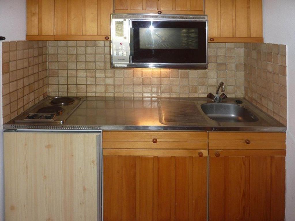 Studio Les Orres, 1 pièce, 4 personnes - FR-1-322-132 photo 3