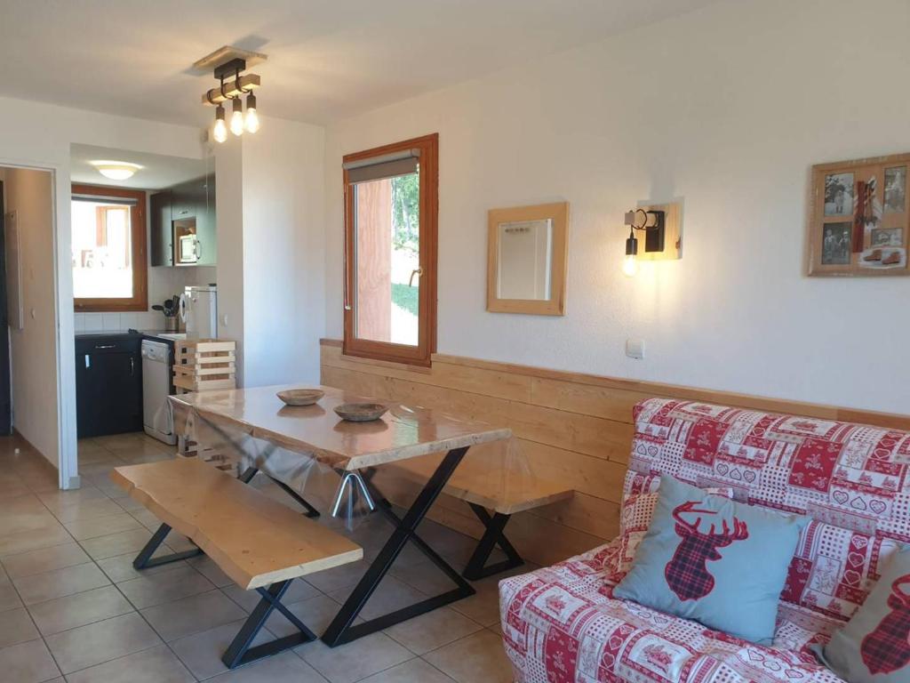 Chalet Les Orres, 3 pièces, 6 personnes - FR-1-322-121 photo 2