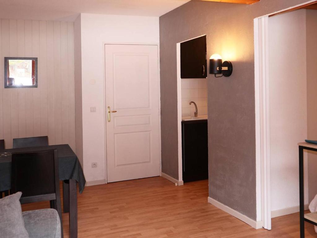 Appartement Les Orres, 2 pièces, 4 personnes - FR-1-322-38 photo 2