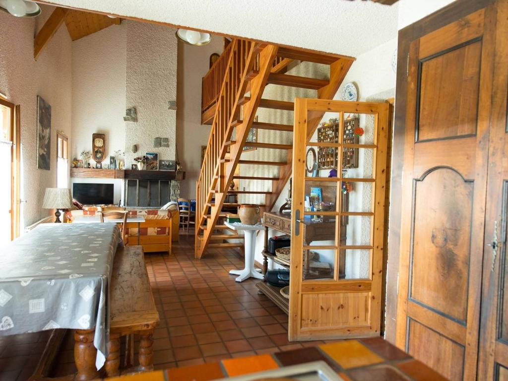 Maison Briançon, 6 pièces, 14 personnes - FR-1-330C-71 photo 2