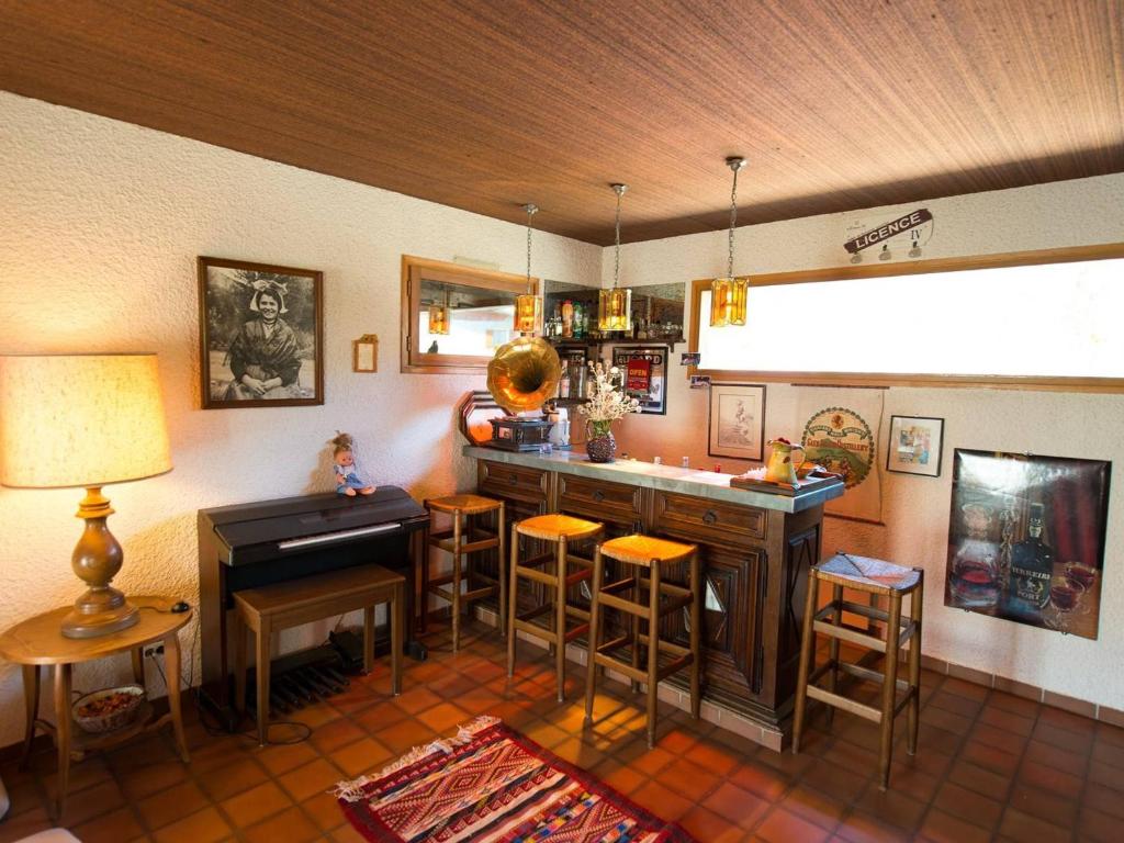 Maison Briançon, 6 pièces, 14 personnes - FR-1-330C-71 photo 3