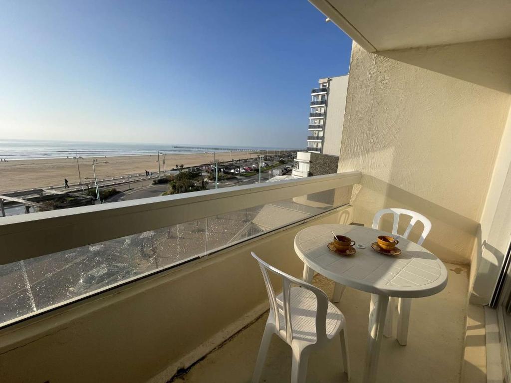 Appartement Saint-Jean-de-Monts, 1 pièce, 2 personnes - FR-1-224C-442 photo 3