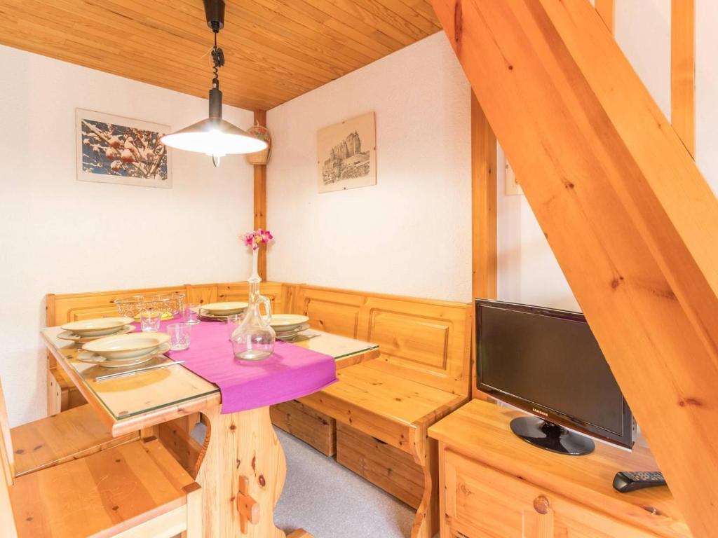 Appartement Serre Chevalier, 1 pièce, 4 personnes - FR-1-330F-57 photo 1