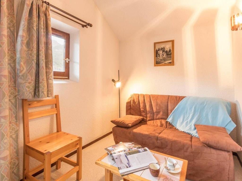 Appartement Serre Chevalier, 1 pièce, 4 personnes - FR-1-330F-57 photo 3