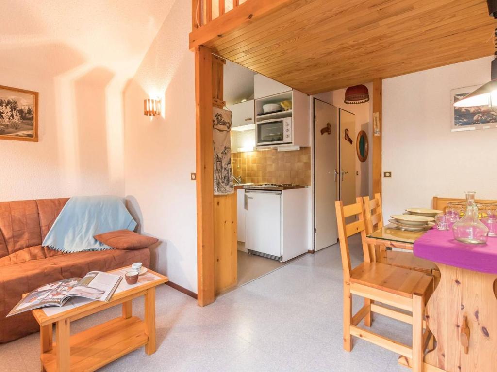 Appartement Serre Chevalier, 1 pièce, 4 personnes - FR-1-330F-57 photo 2
