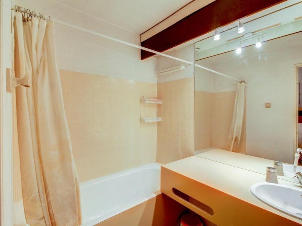 Studio La Mongie, 1 pièce, 6 personnes - FR-1-404-72 photo 3