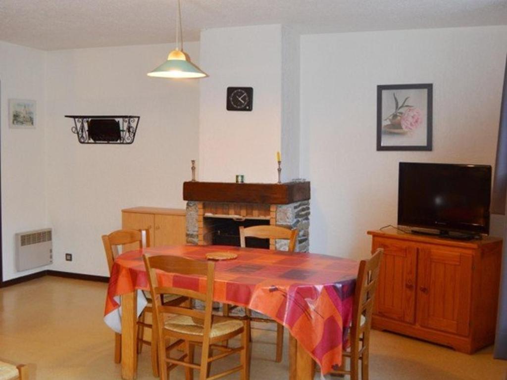 Appartement Esquièze-Sère, 4 pièces, 7 personnes - FR-1-402-73 photo 1