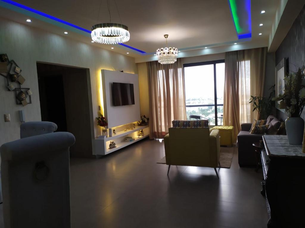 1br Luxury Condo Jacuzzigym Mountains with parking lot photo 4