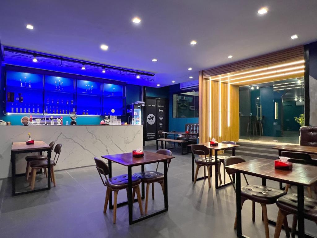 Airport Mini Hostel at Don Muang Airport photo 1