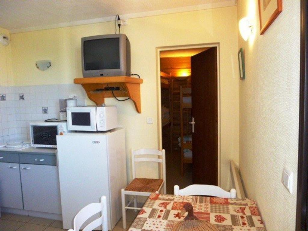 Appartement Arette, 2 pièces, 6 personnes - FR-1-602-53 photo 3