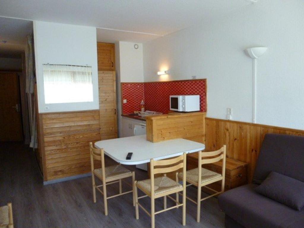 Appartement Arette, 2 pièces, 6 personnes - FR-1-602-28 photo 1