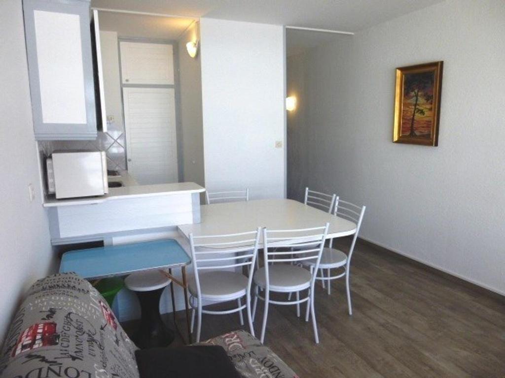 Appartement Arette, 2 pièces, 6 personnes - FR-1-602-46 photo 3
