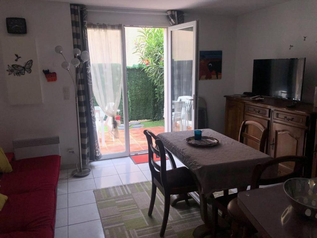 Villa Torreilles, 3 pièces, 6 personnes - FR-1-81-545 photo 1