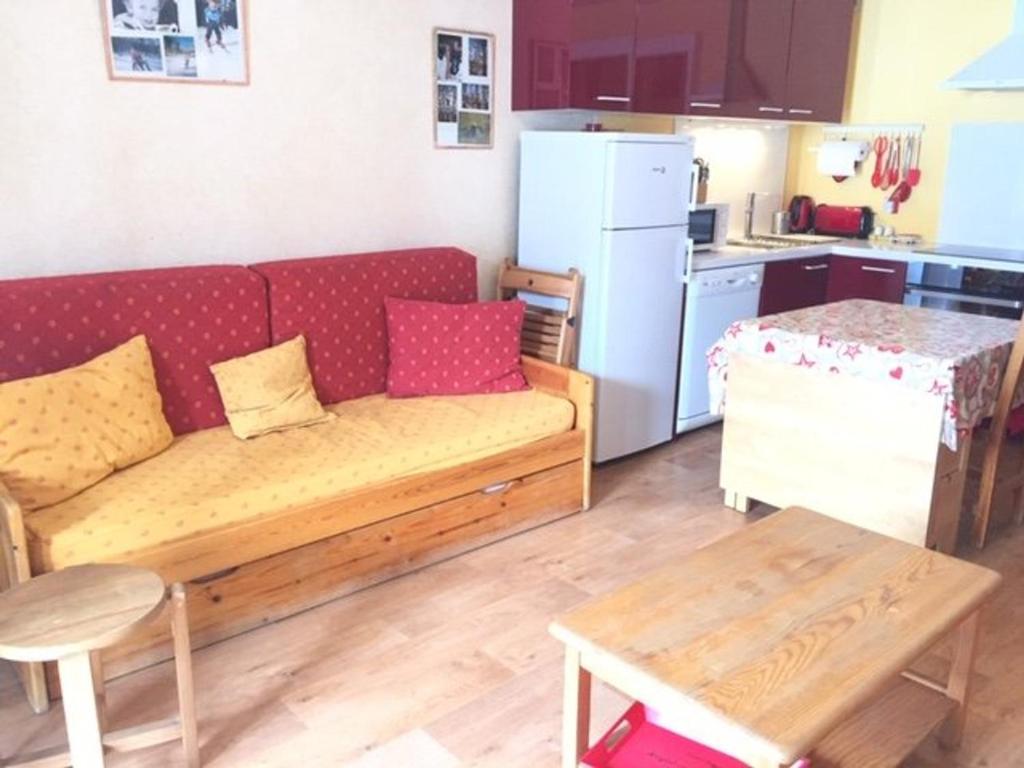 Appartement Risoul, 1 pièce, 4 personnes - FR-1-330-537 photo 2