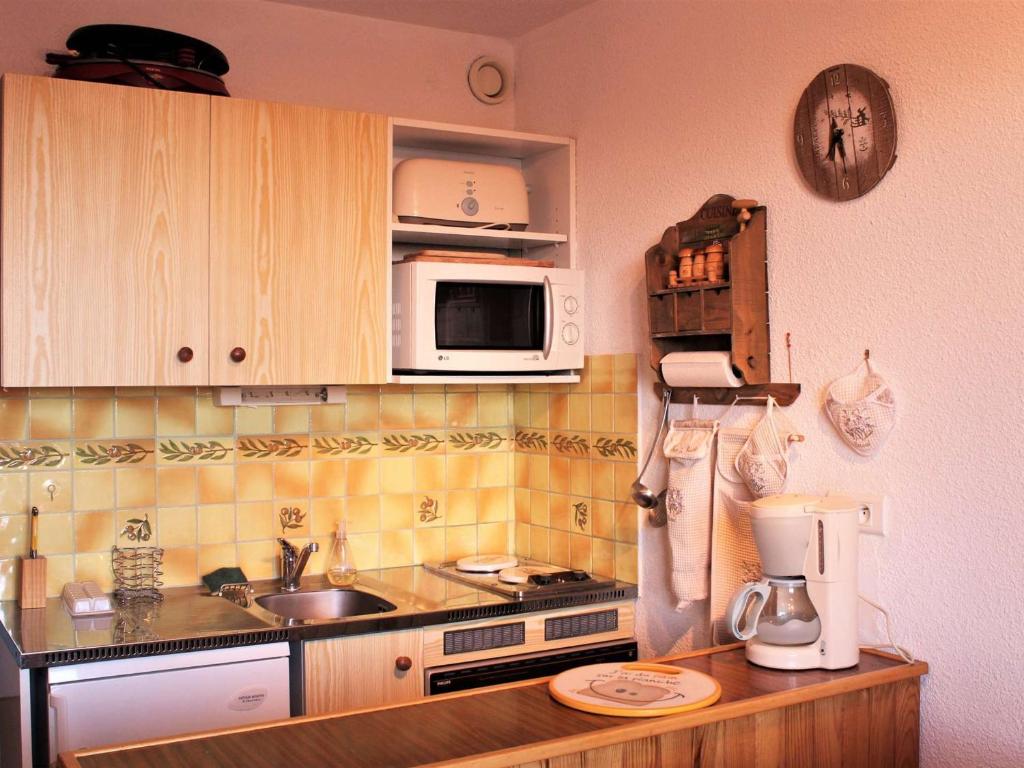 Appartement Risoul, 1 pièce, 4 personnes - FR-1-330-509 photo 3