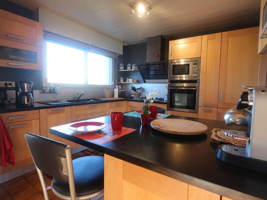 Maison Pleuven, 7 pièces, 7 personnes - FR-1-481-99 photo 3