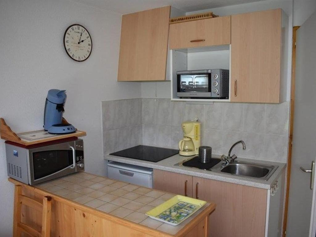 Studio Le Biot, 1 pièce, 4 personnes - FR-1-573-22 photo 3
