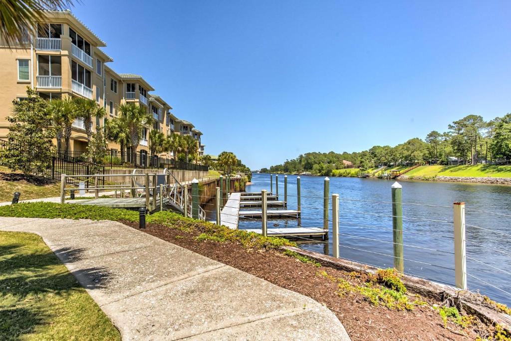 Luxury North Myrtle Beach Condo with Pool Access! photo 1