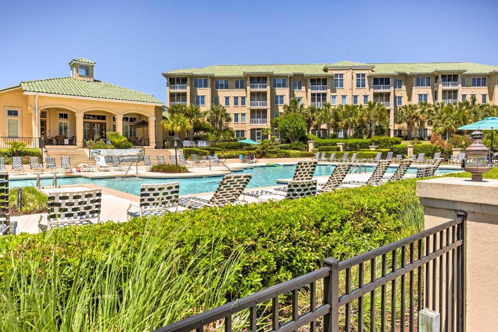 Luxury North Myrtle Beach Condo with Pool Access! photo 2