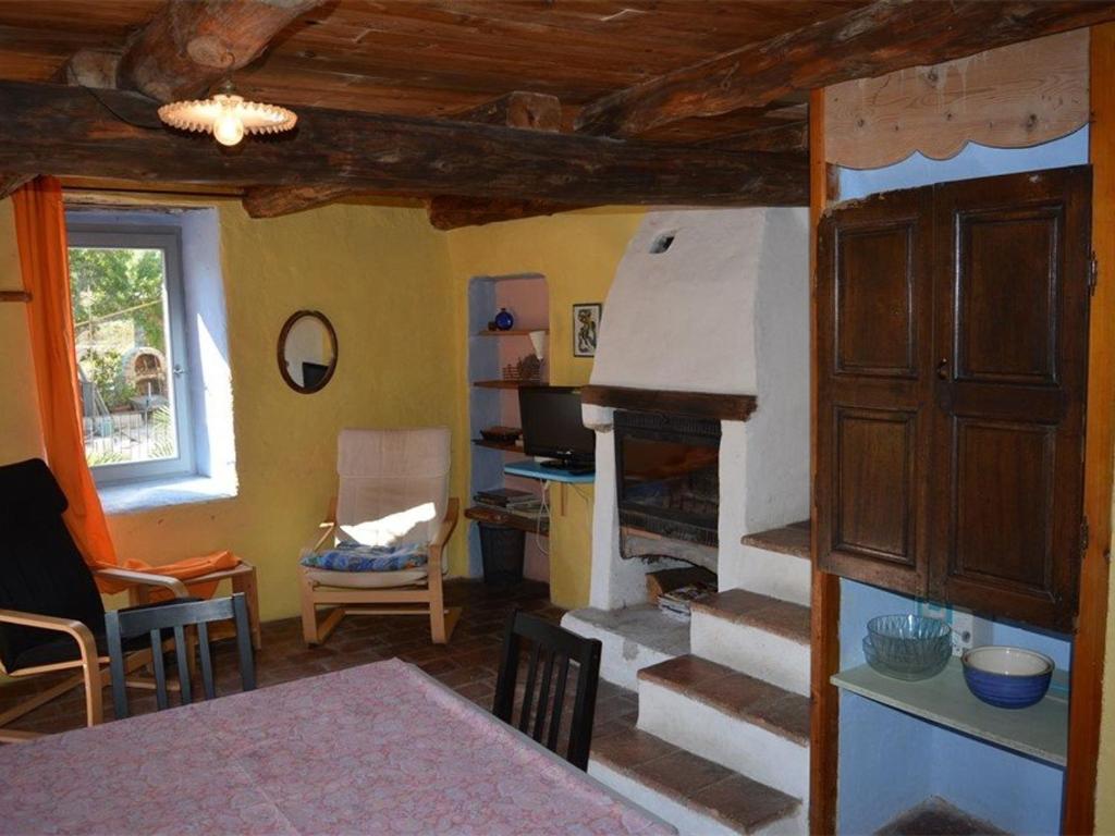 Maison Grospierres, 2 pièces, 3 personnes - FR-1-382-64 photo 1