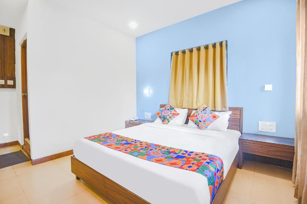 FabExpress Coco Goa Resort With Pool, Arpora photo 2