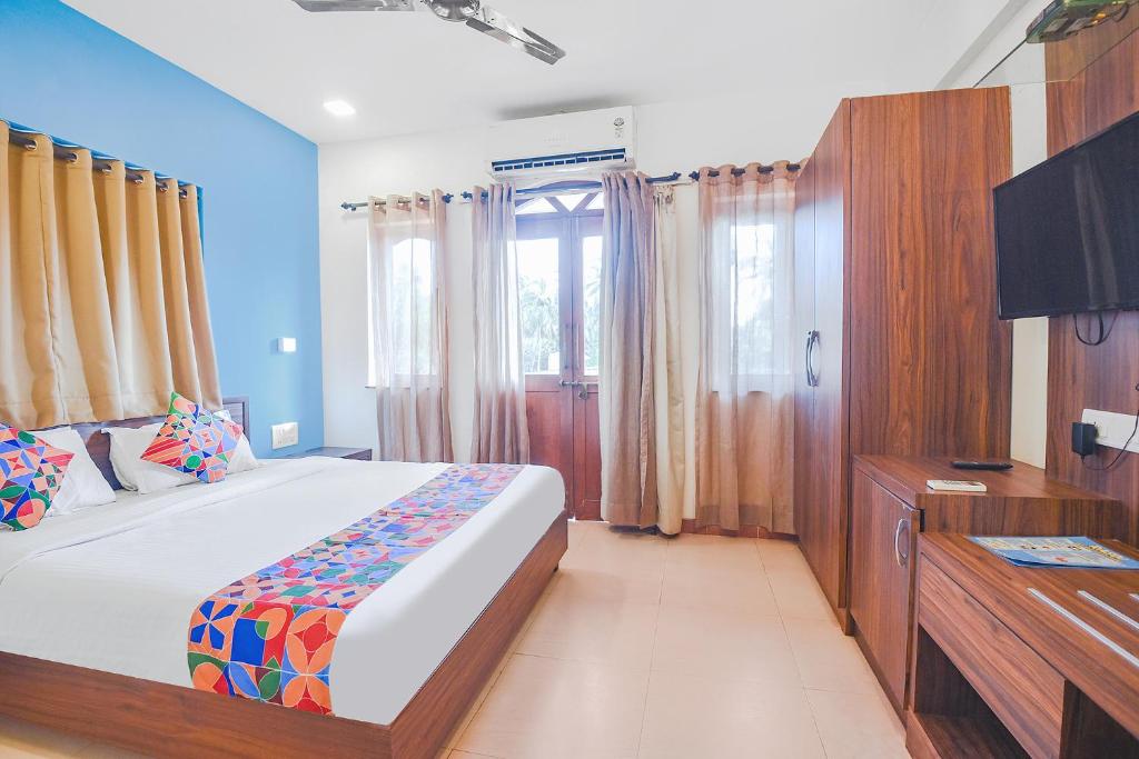 FabExpress Coco Goa Resort With Pool, Arpora photo 3