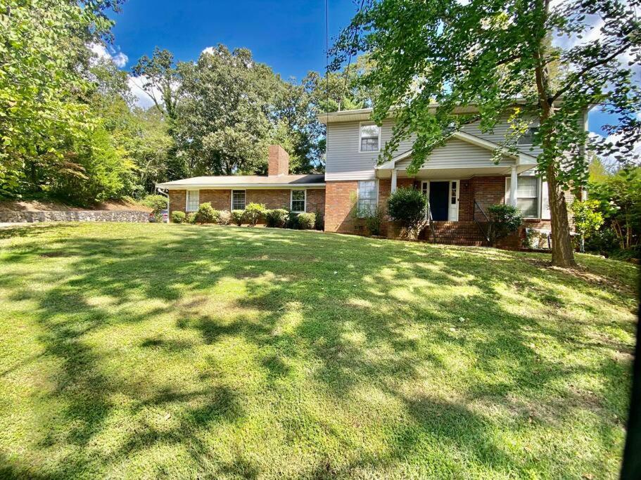 Spacious 5 Bedroom Roman Charm photo 1