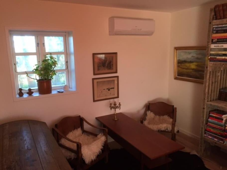 Idyllisk anneks, hvor lejer har eget hus. photo 4