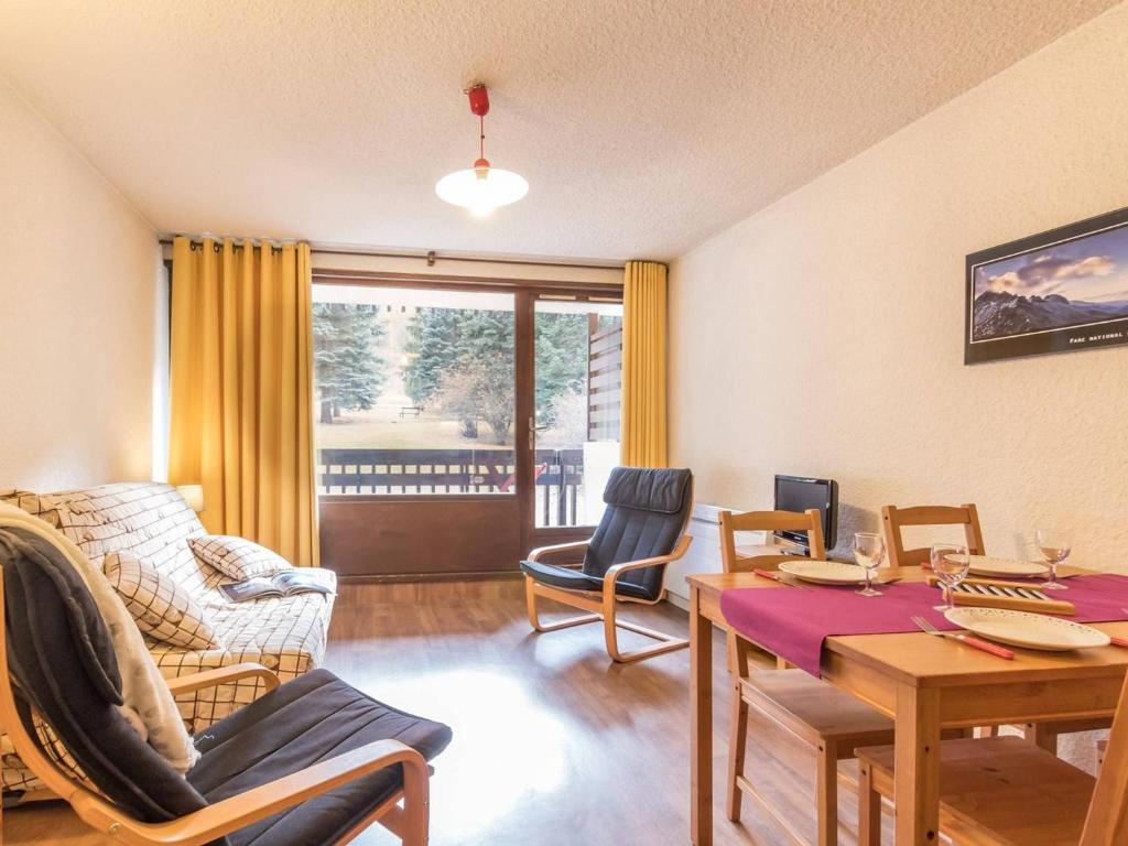 Appartement La Salle-les-Alpes, 1 pièce, 4 personnes - FR-1-330F-62