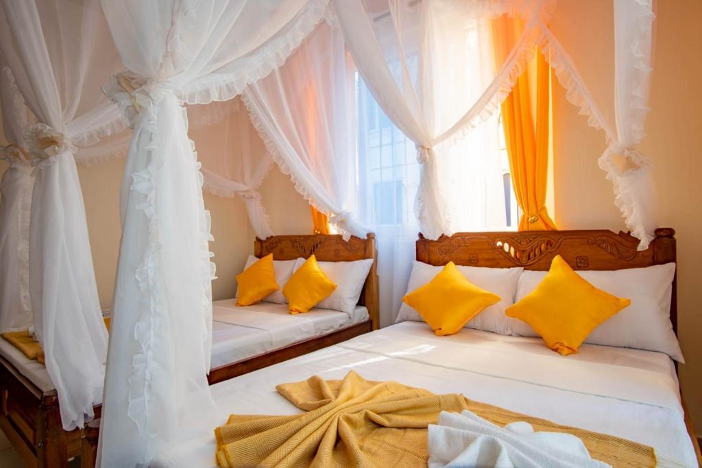 FARAJAH 3BR BY MTWAPA HOMESTAY