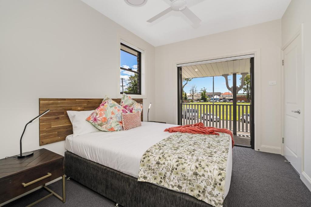 Accommodation Hunter - East Maitland Townhouses