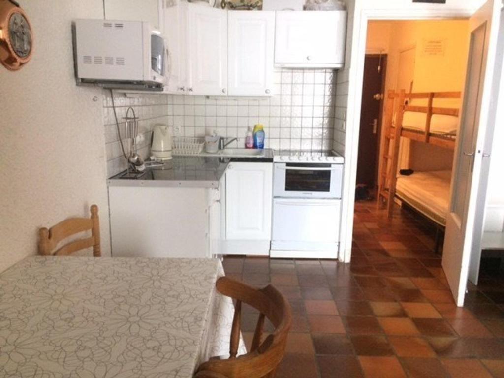 Appartement Risoul, 1 pièce, 4 personnes - FR-1-330-156 photo 4