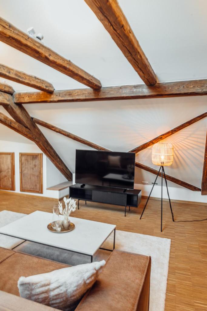 JAMA - Großes Design Apartment, Innenstadt, WLAN, Familie&Gruppen photo 1