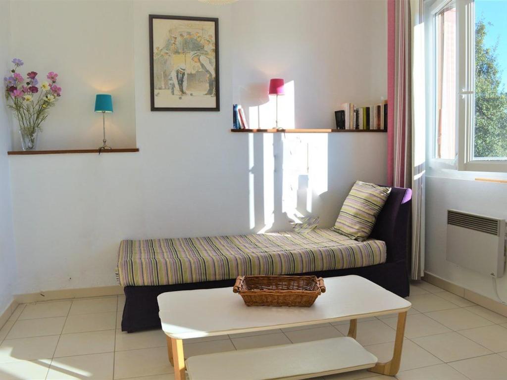 Appartement Le Lavandou, 3 pièces, 4 personnes - FR-1-251-25 photo 4