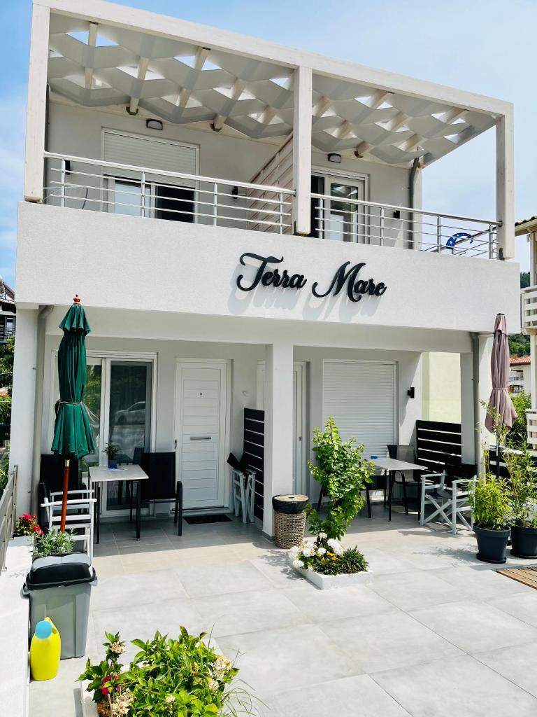 Terra Mare photo 2