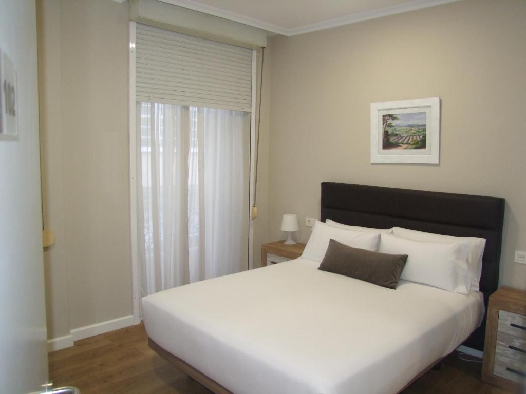Real Ferrol Room Type - Standard Queen Room